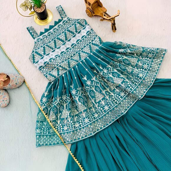 Kid's Wear - Picture 2 of 10